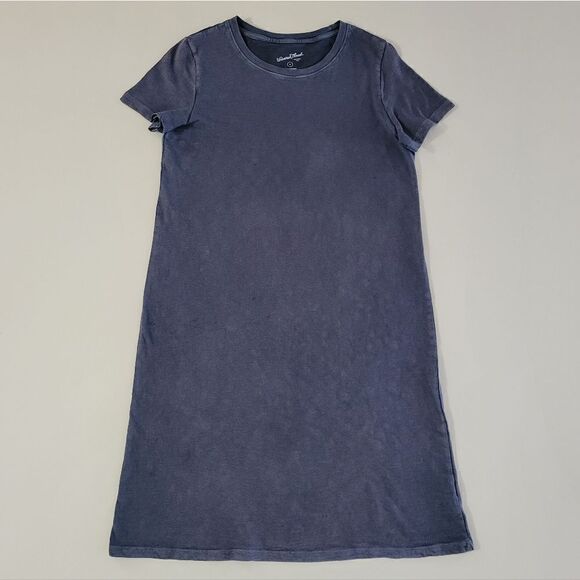 Universal Thread™ Women's Gray Short Sleeve Pullover T-shirt Dress - Picture 5 of 13